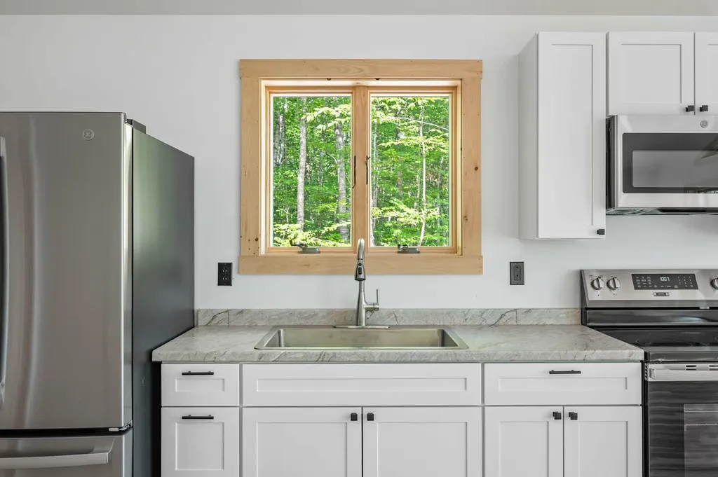 113 Bunker Lane Hartland ME 04943