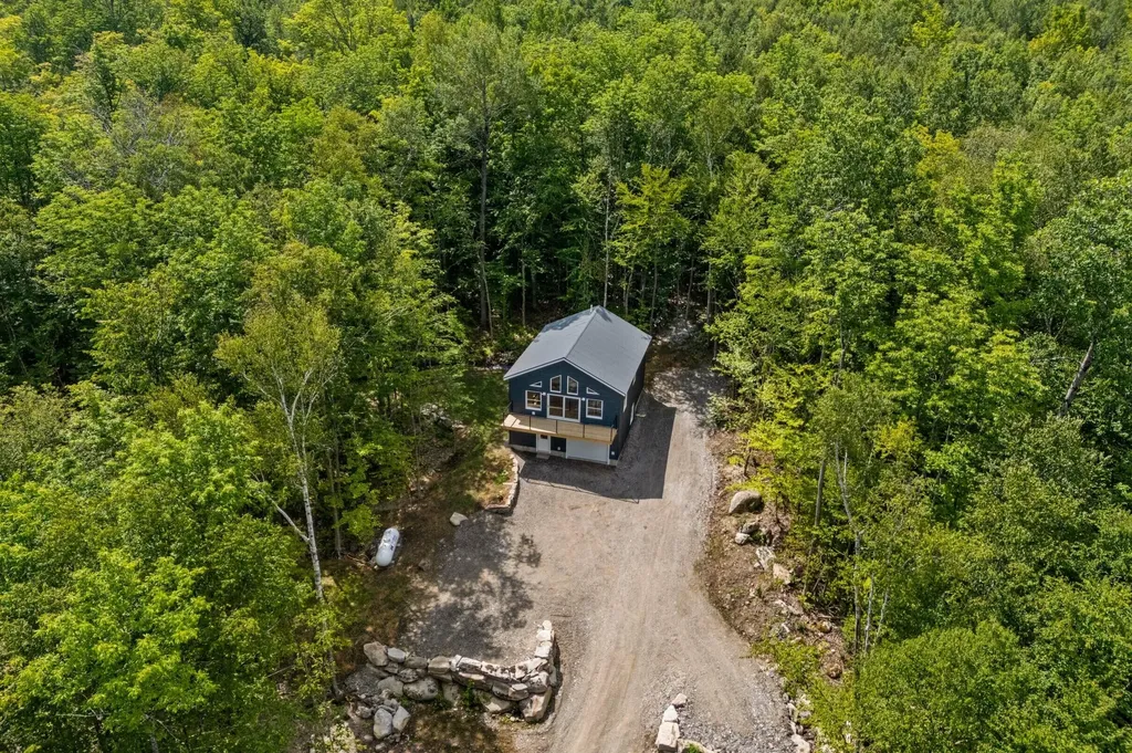 113 Bunker Lane Hartland ME 04943