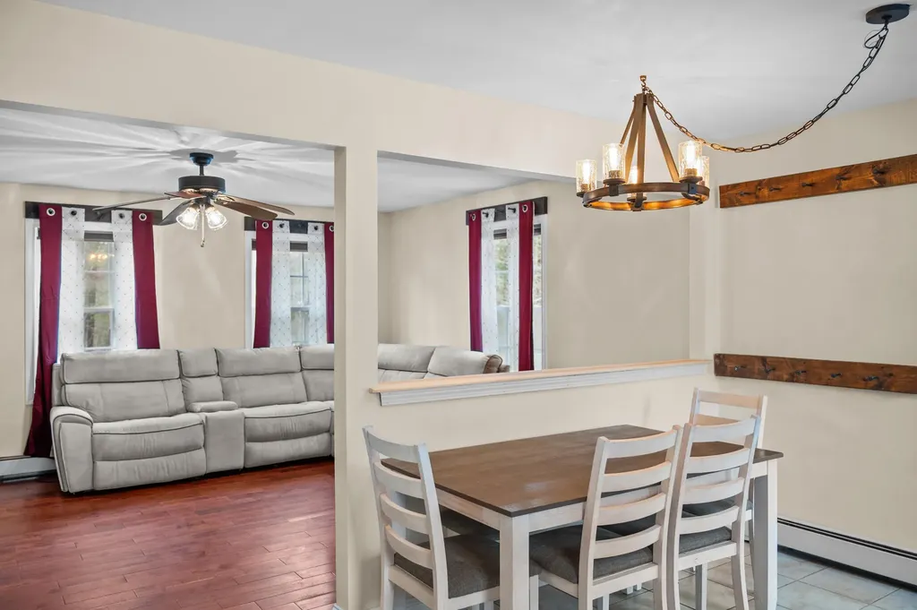 184 King Hill Road Naples ME 04055