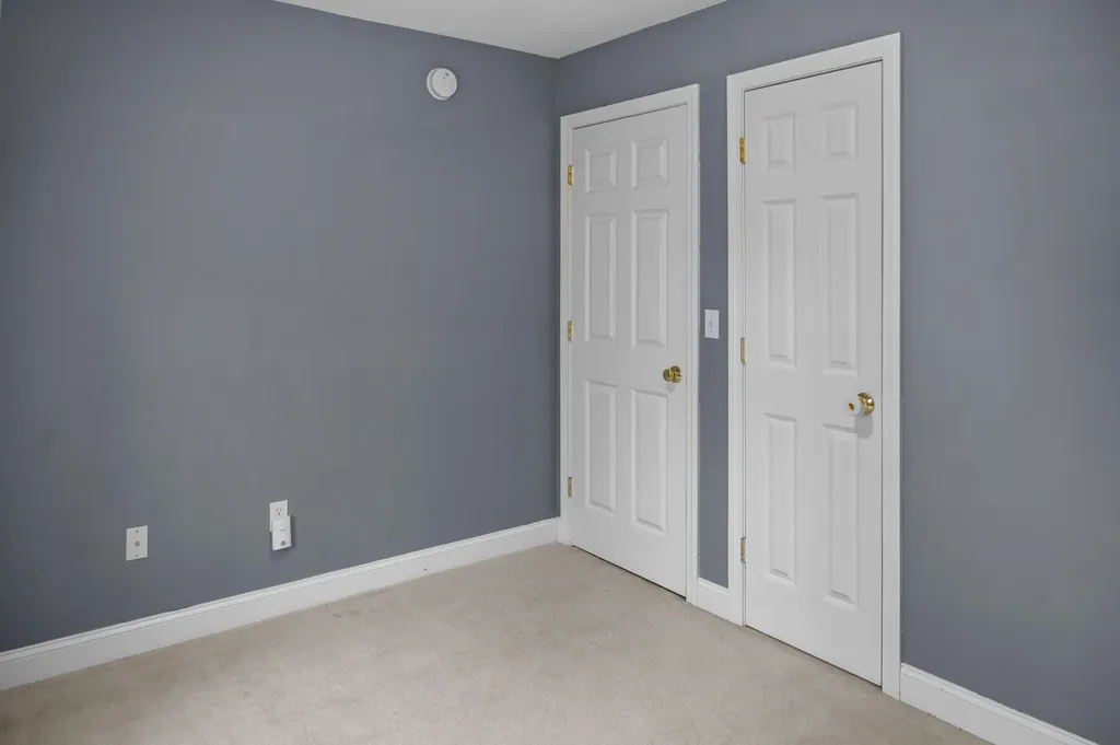 184 King Hill Road Naples ME 04055