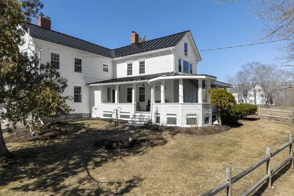 56 Cobbs Bridge Road New Gloucester ME 04260