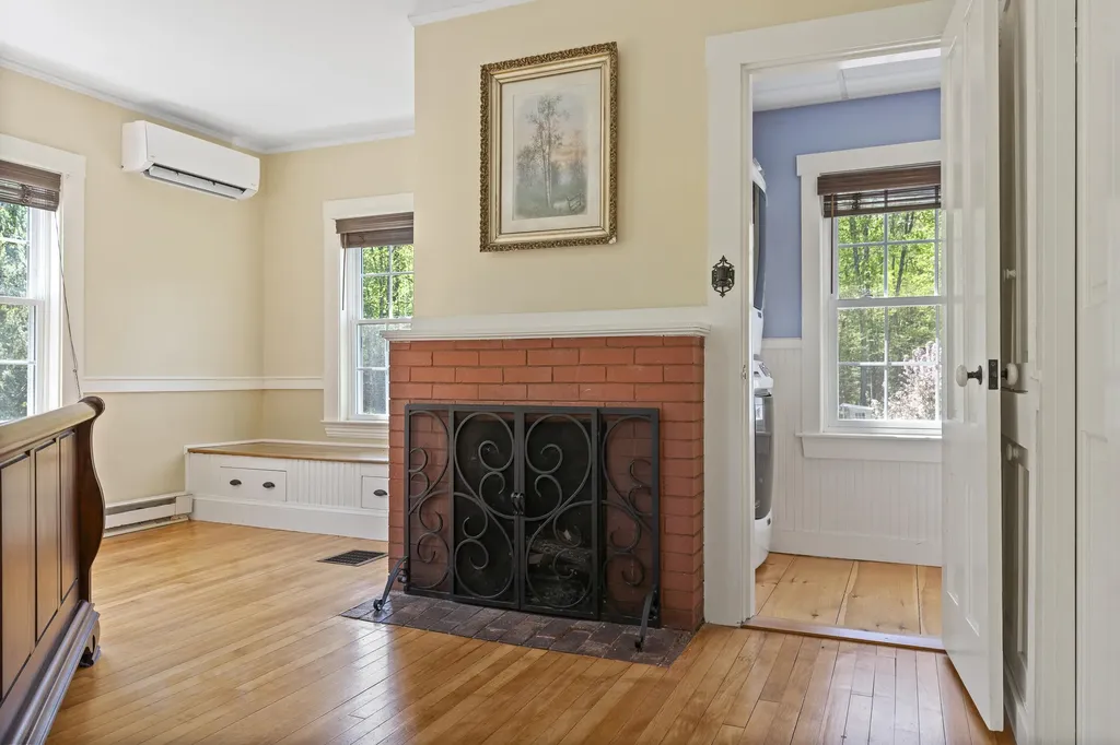 56 Cobbs Bridge Road New Gloucester ME 04260