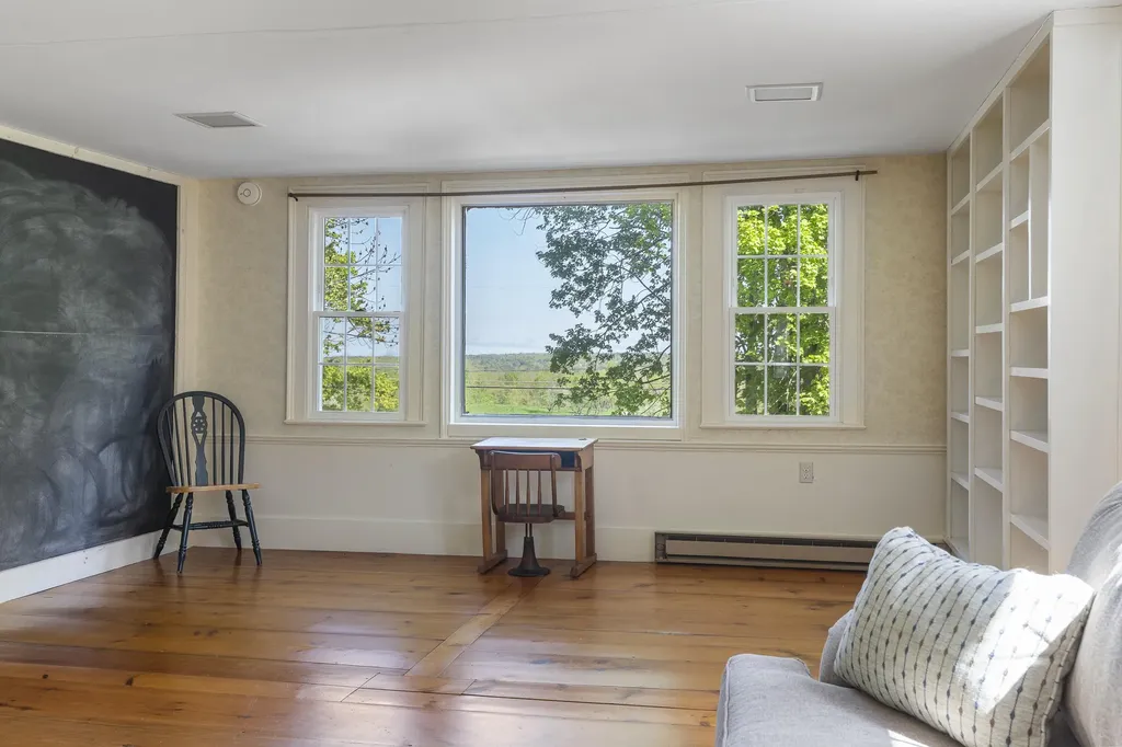 56 Cobbs Bridge Road New Gloucester ME 04260