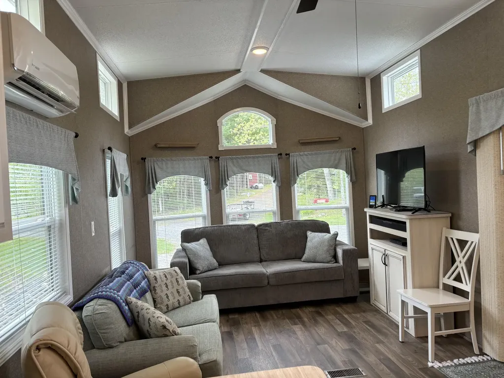 22 Loon Loop Warren ME 04864