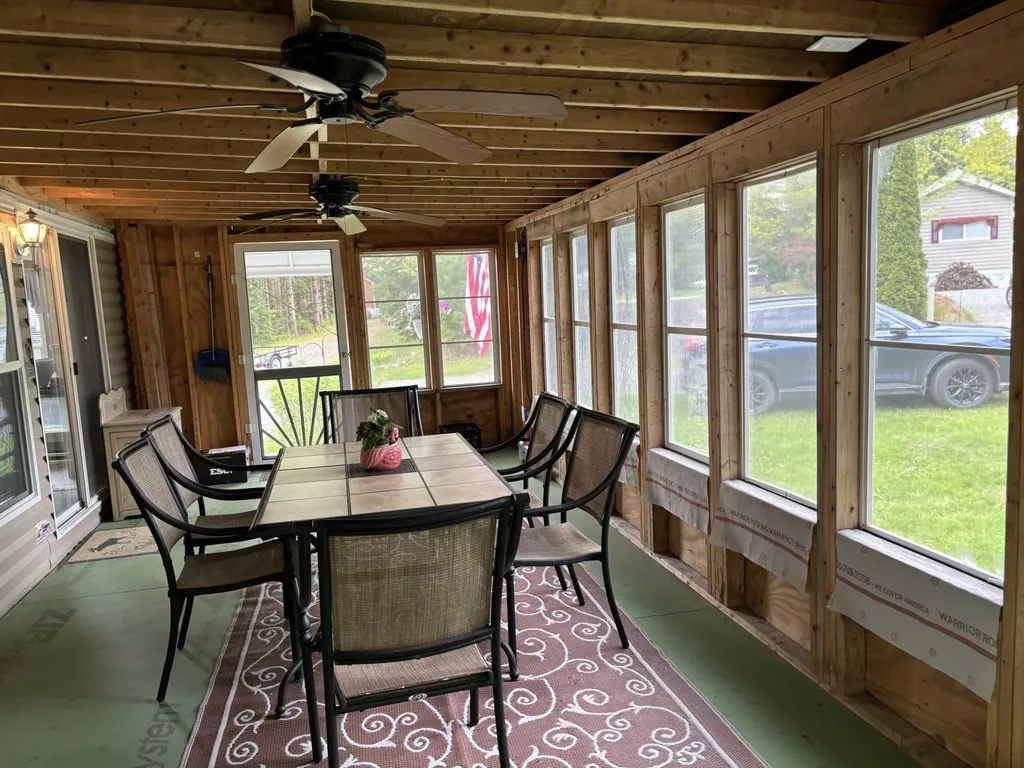 22 Loon Loop Warren ME 04864