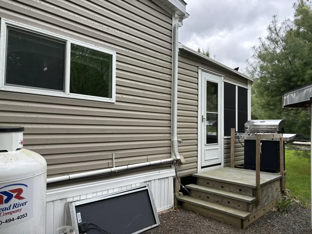 22 Loon Loop Warren ME 04864