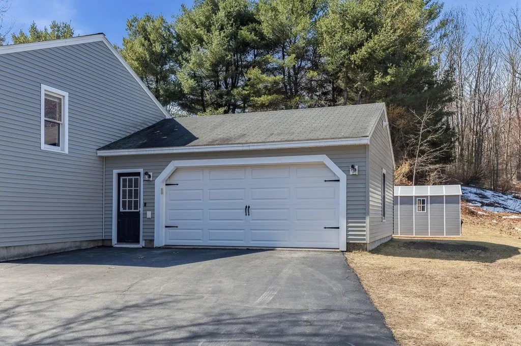 2 Running Brook Drive Sanford ME 04073