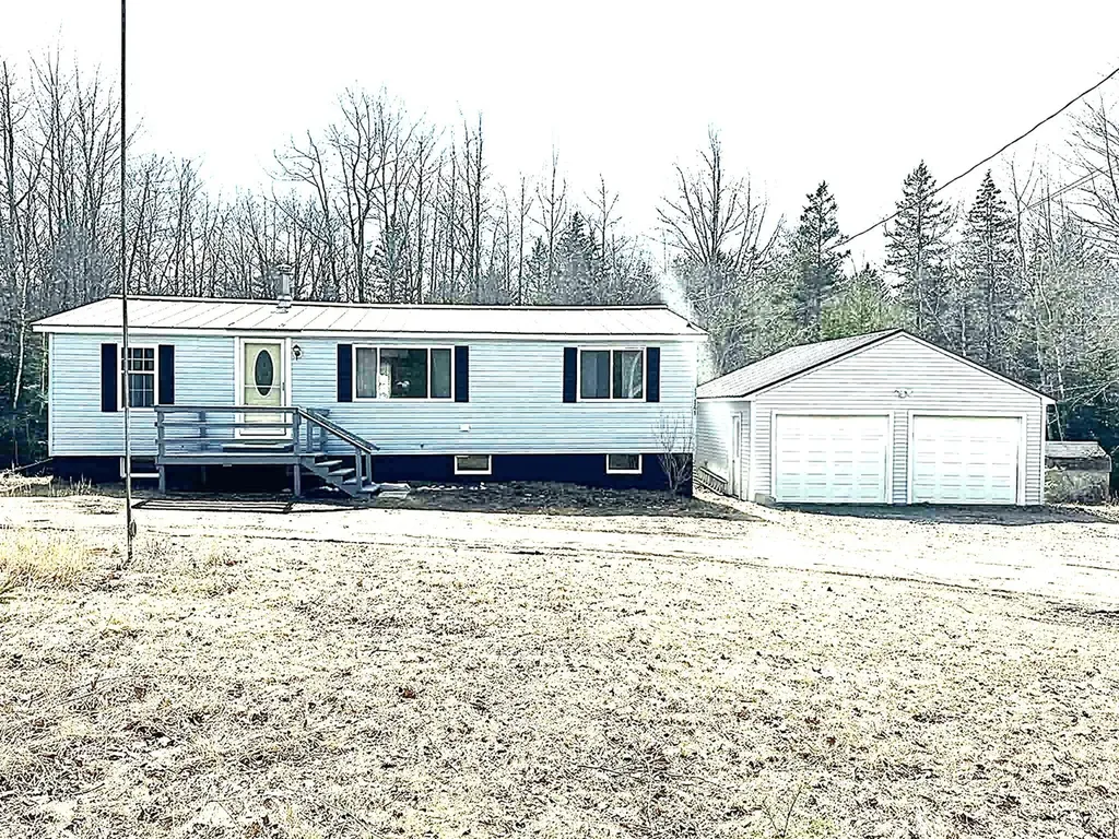 141 Cross Road Hancock ME 04640