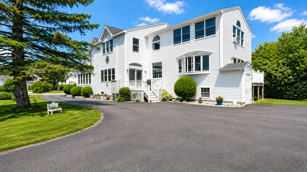 77 Granite Street Biddeford ME 04005
