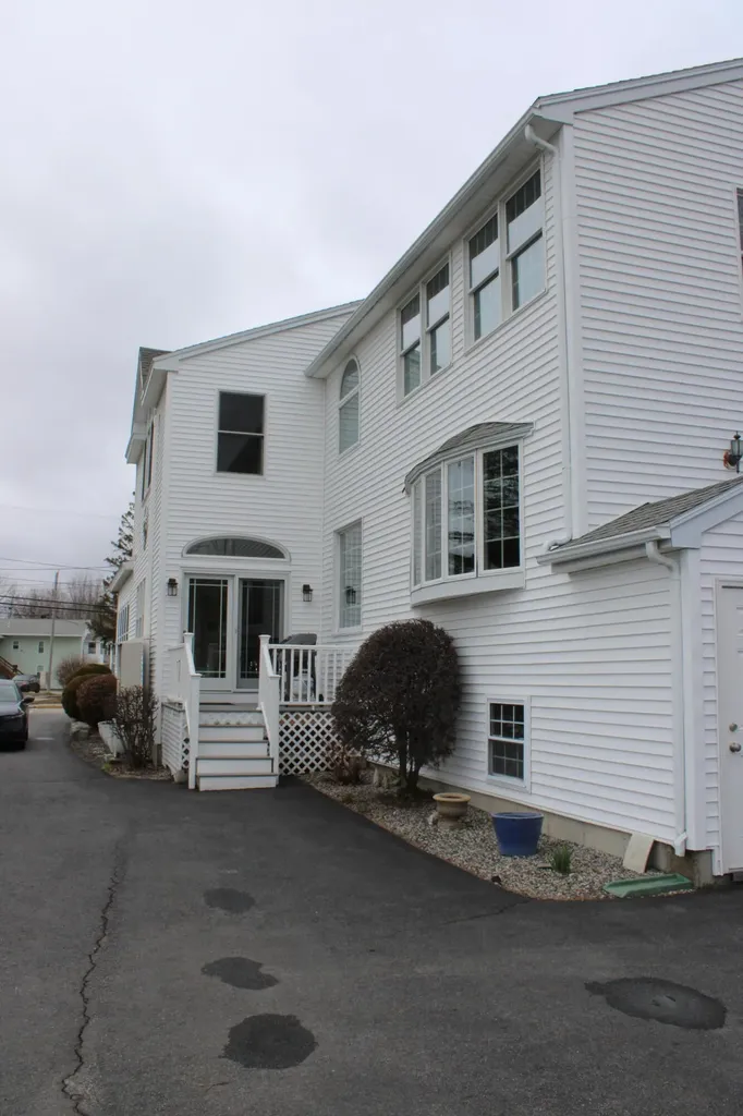 77 Granite Street Biddeford ME 04005