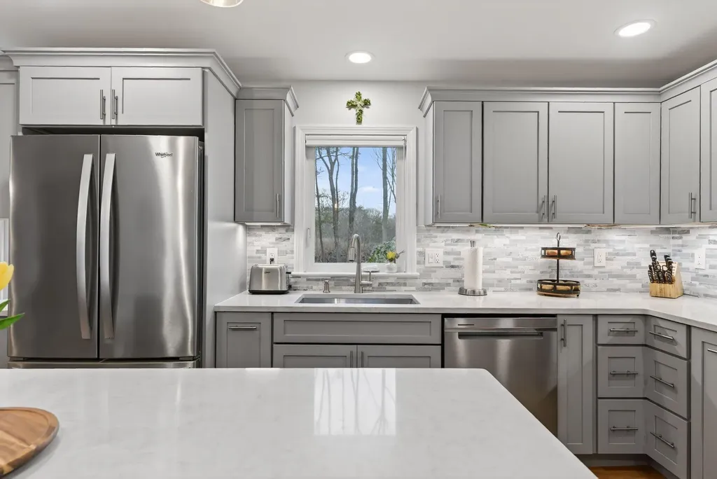 10 Twin Island Drive Biddeford ME 04005