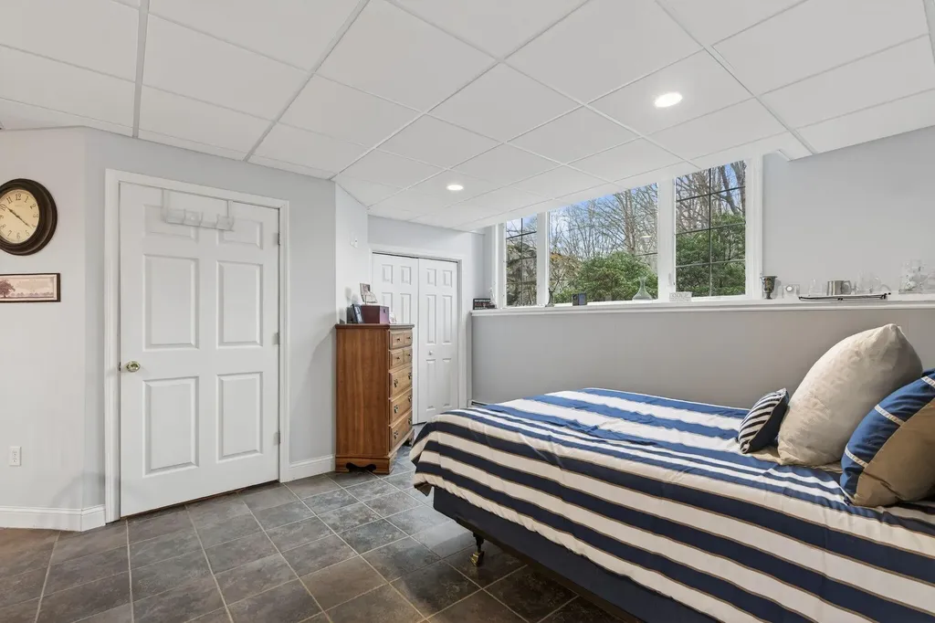 10 Twin Island Drive Biddeford ME 04005