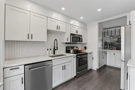 10 Cresfield Terrace Portland ME 04103
