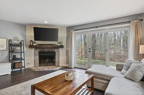 10 Cresfield Terrace Portland ME 04103