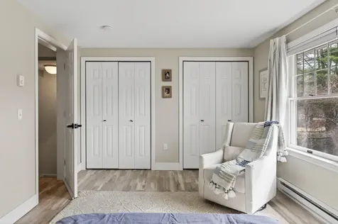 10 Cresfield Terrace Portland ME 04103