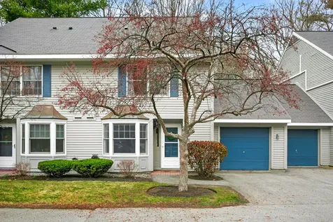 10 Cresfield Terrace Portland ME 04103