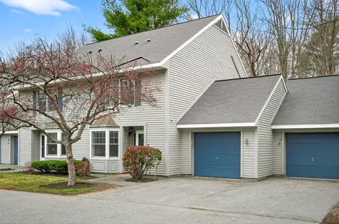 10 Cresfield Terrace Portland ME 04103