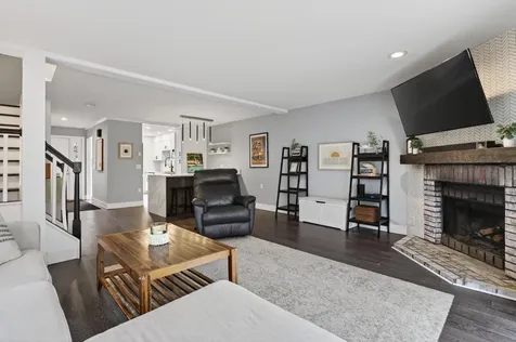 10 Cresfield Terrace Portland ME 04103