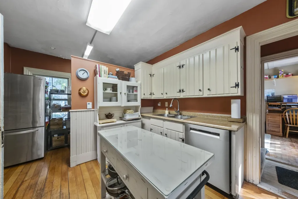 84 Elm Street Camden ME 04843