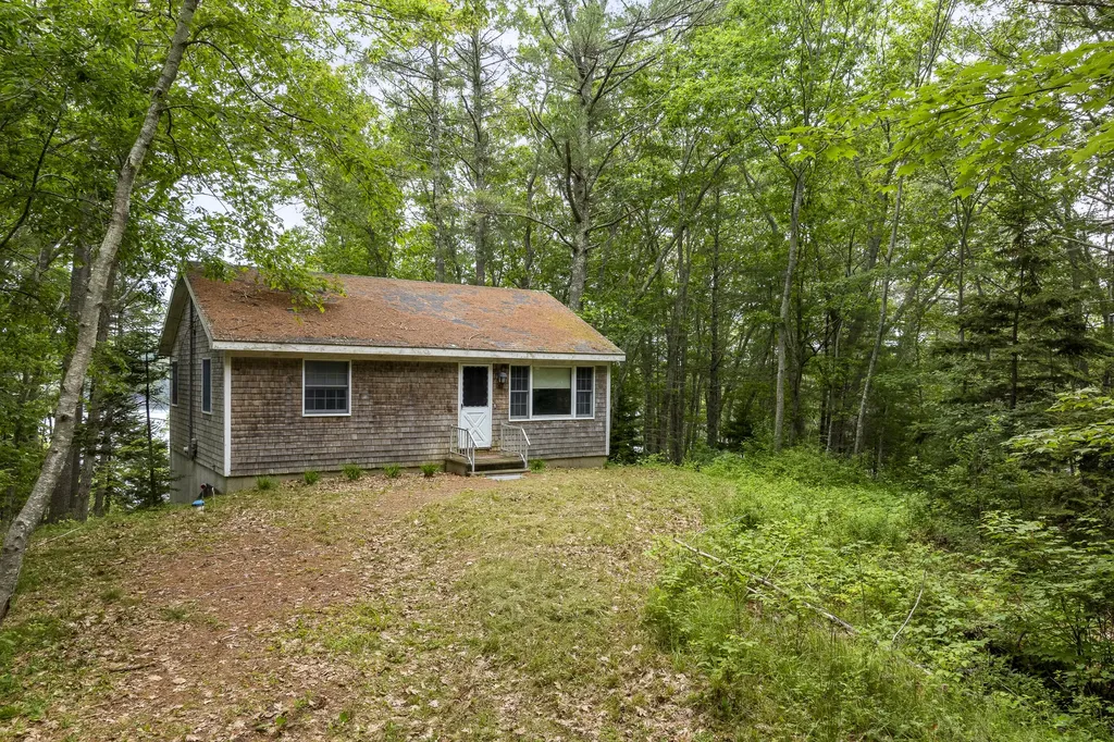 124 Main Road Westport Island ME 04578