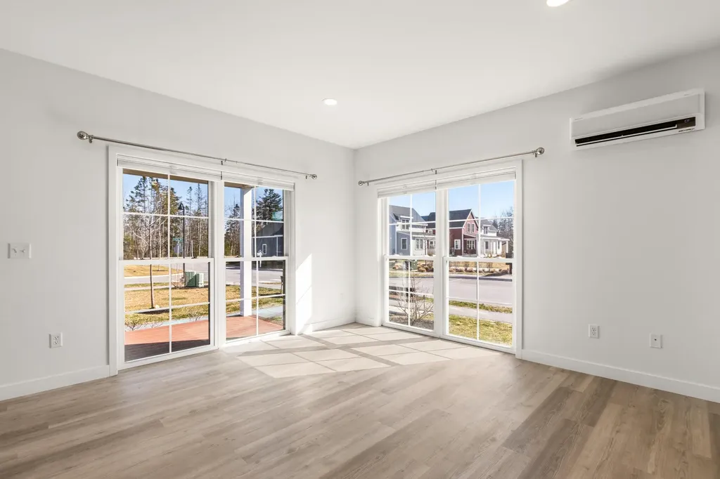12 Pacer Way Scarborough ME 04074