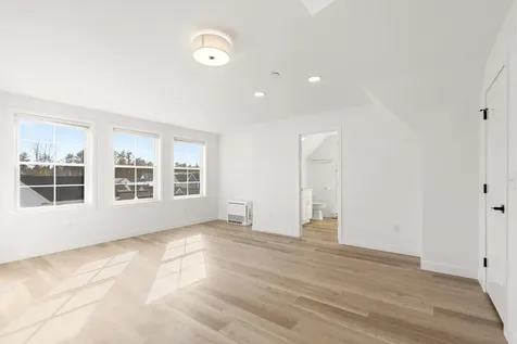 12 Pacer Way Scarborough ME 04074