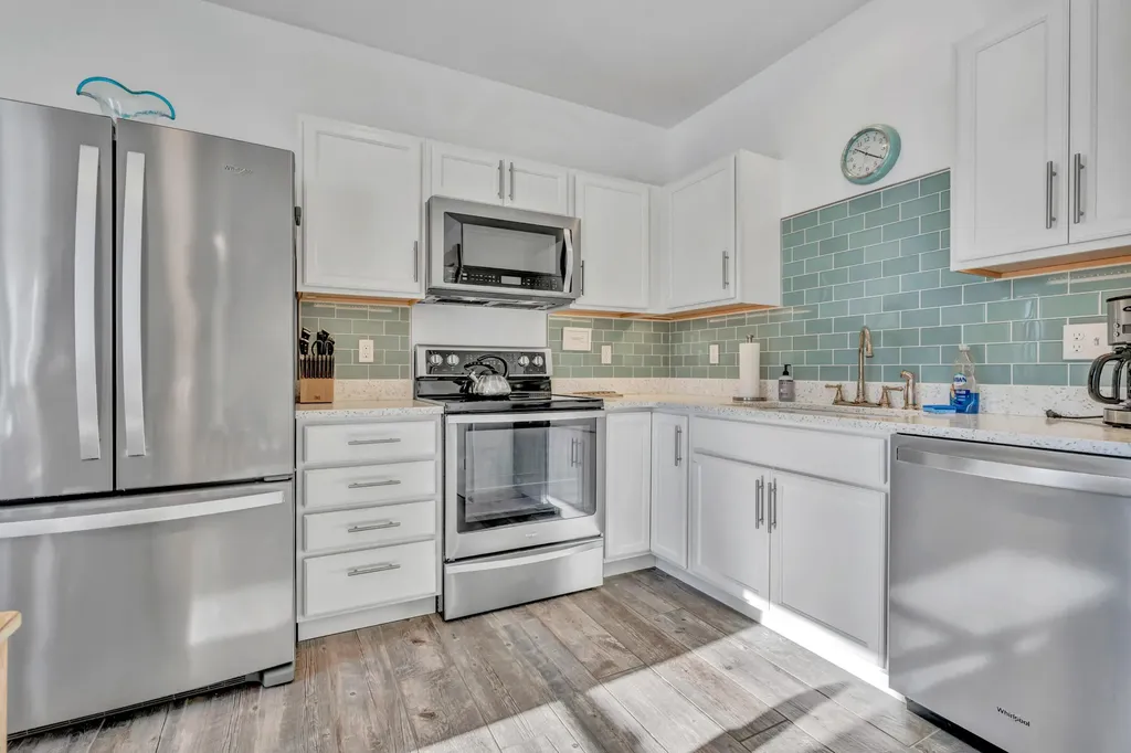 19 Crescent Beach Road Owls Head ME 04854