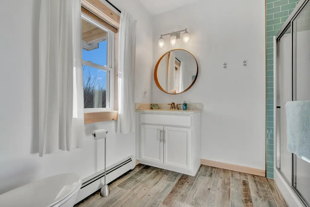 19 Crescent Beach Road Owls Head ME 04854