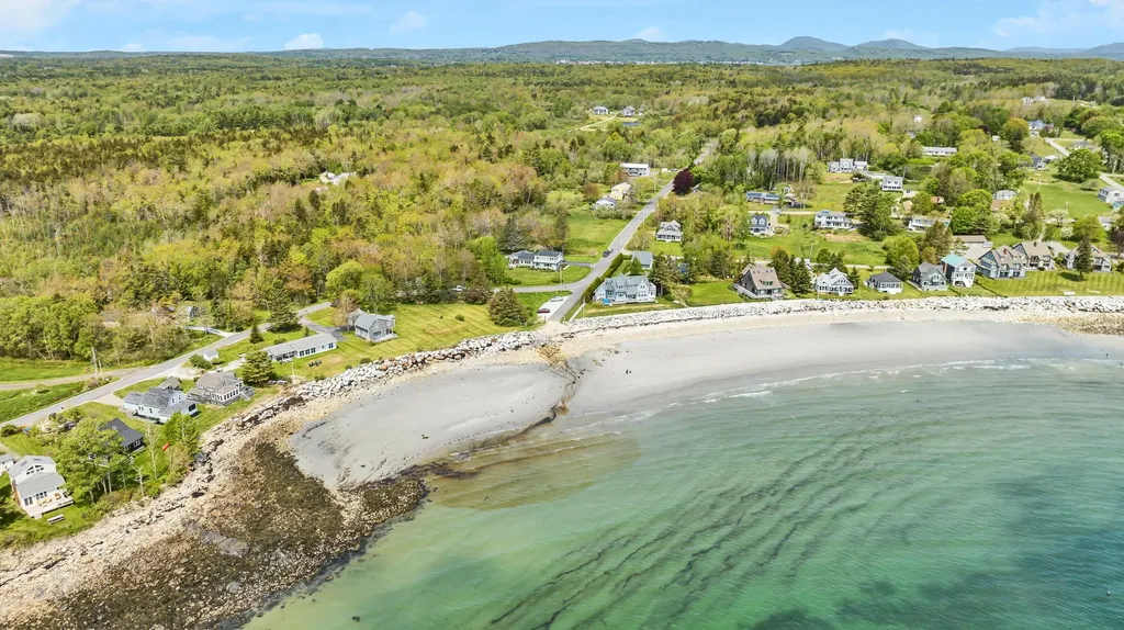 19 Crescent Beach Road Owls Head ME 04854