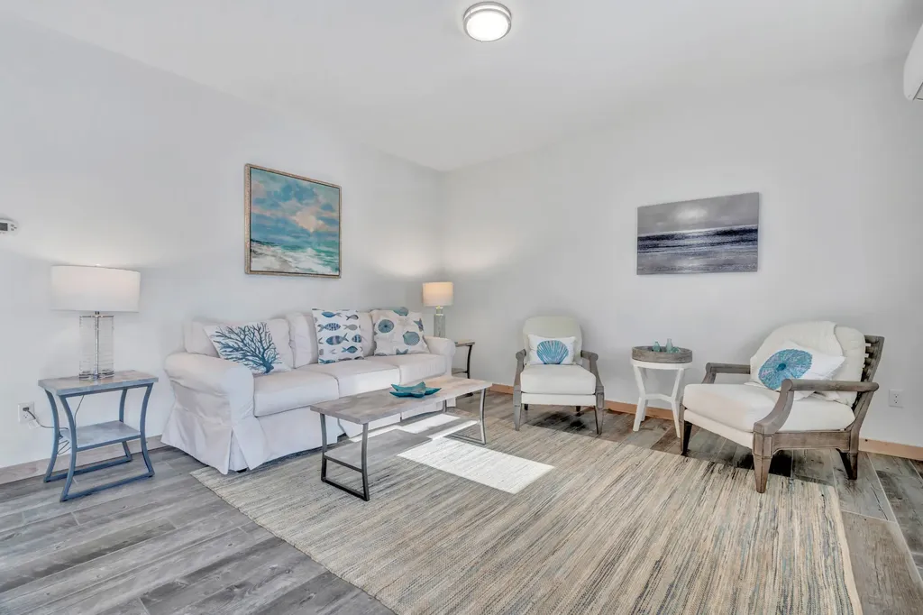 19 Crescent Beach Road Owls Head ME 04854