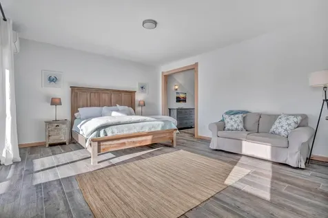 19 Crescent Beach Road Owls Head ME 04854