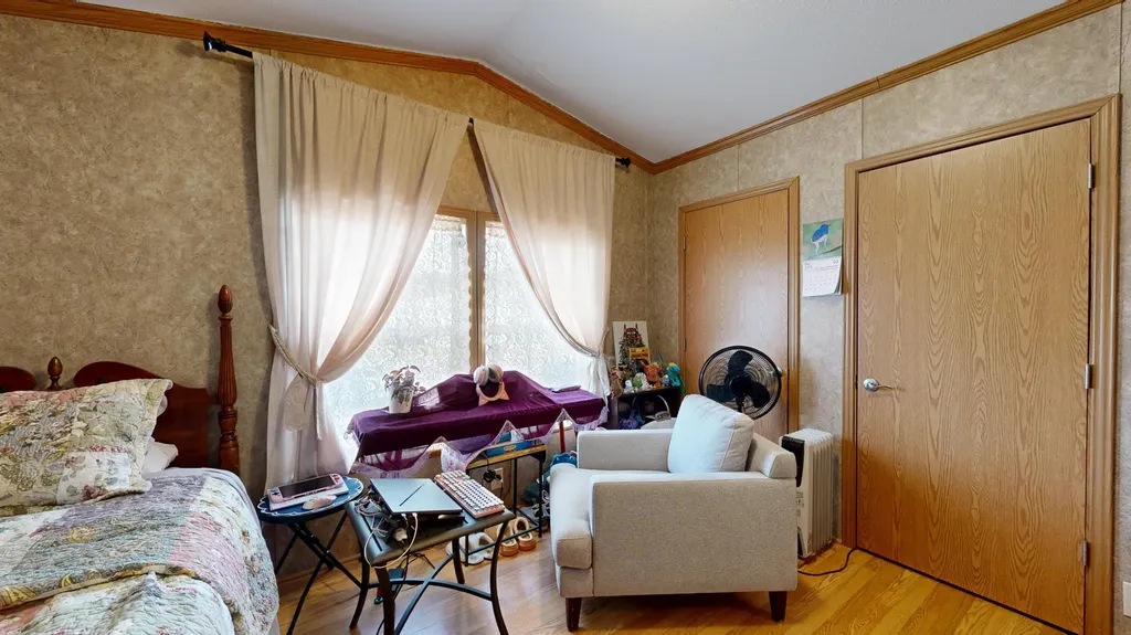 25 Sarah Avenue Lewiston ME 04240