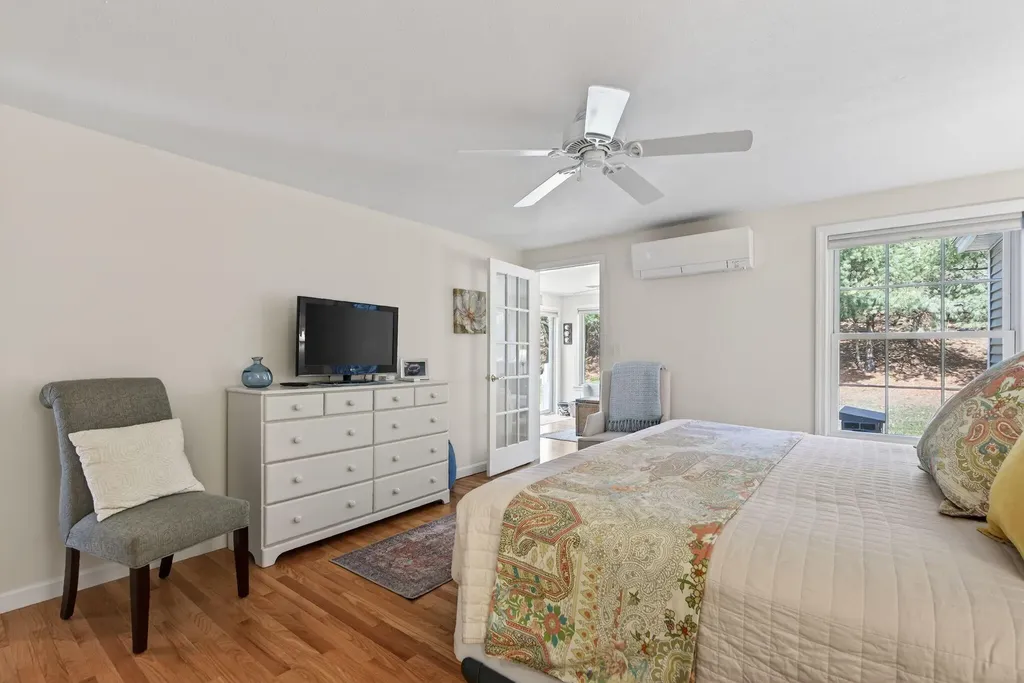 63 Shiretowne Common Drive Kennebunk ME 04043