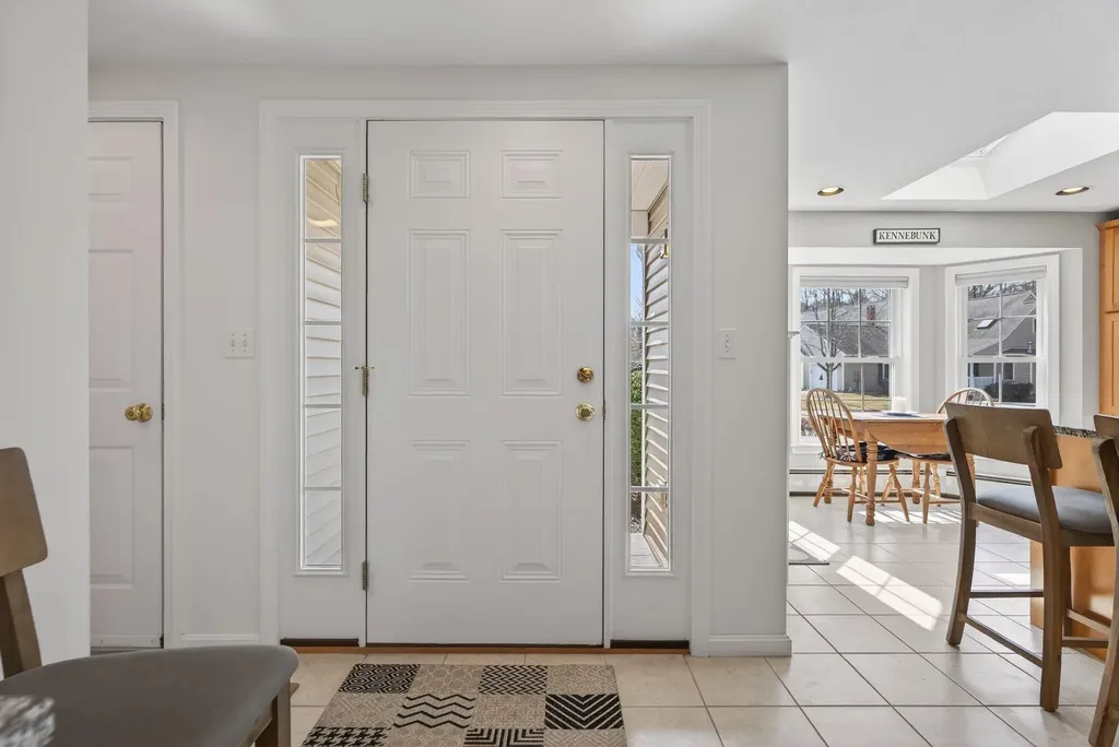63 Shiretowne Common Drive Kennebunk ME 04043