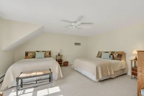 63 Shiretowne Common Drive Kennebunk ME 04043