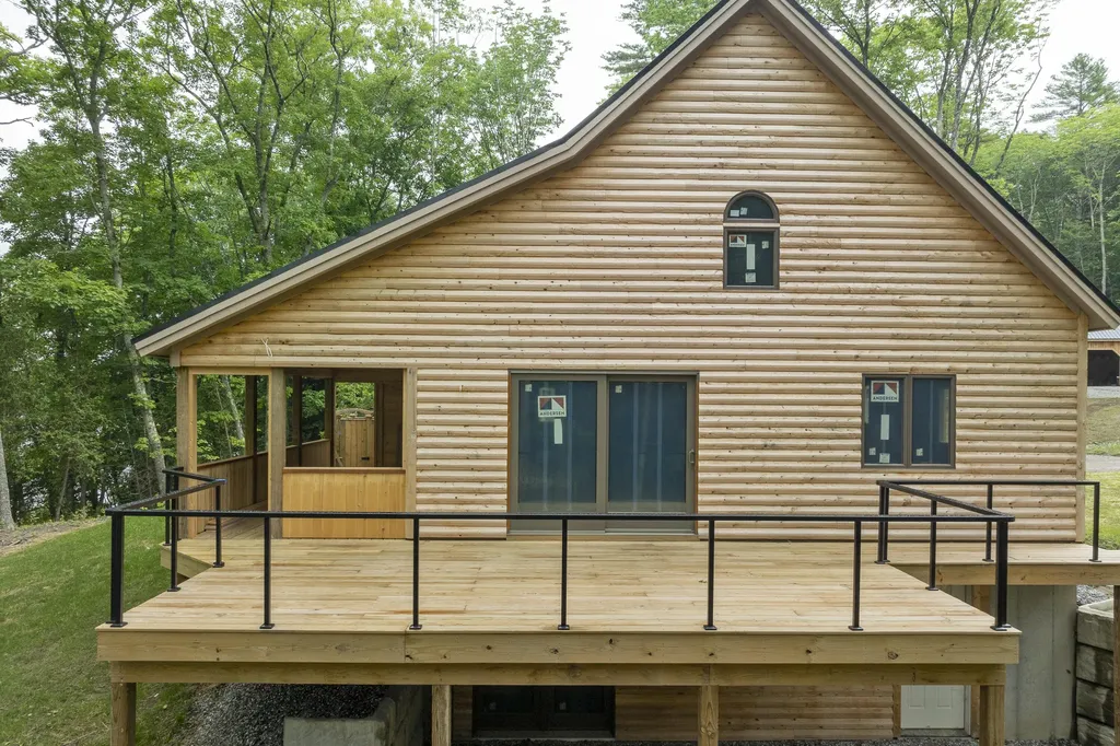 886 Middle Road Dresden ME 04342
