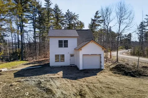 33 Pinecrest Lane Pittston ME 04345