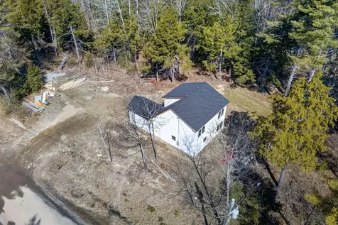 33 Pinecrest Lane Pittston ME 04345