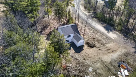33 Pinecrest Lane Pittston ME 04345
