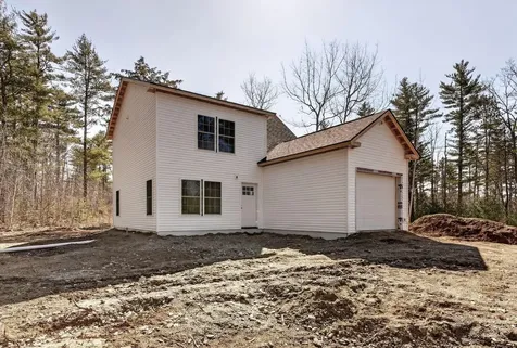 33 Pinecrest Lane Pittston ME 04345