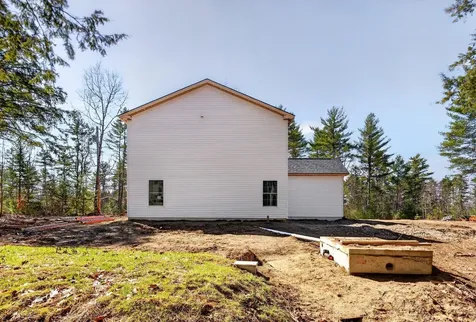 33 Pinecrest Lane Pittston ME 04345
