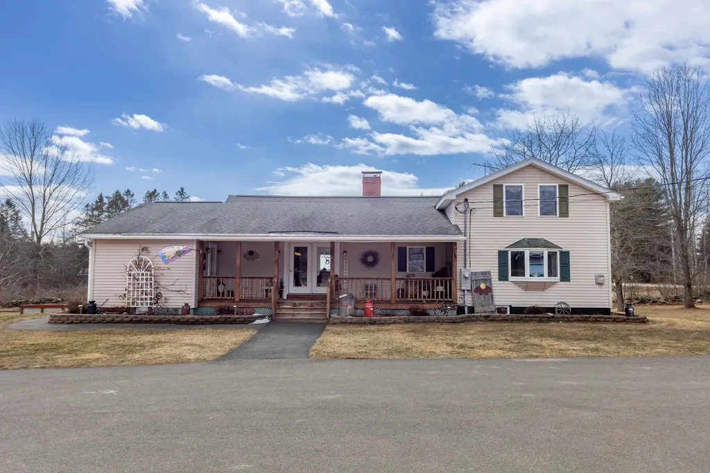 18 Hodgdon Road Levant ME 04456