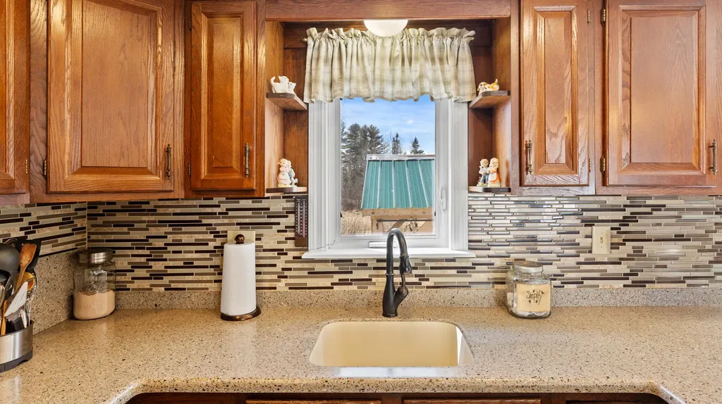 18 Hodgdon Road Levant ME 04456