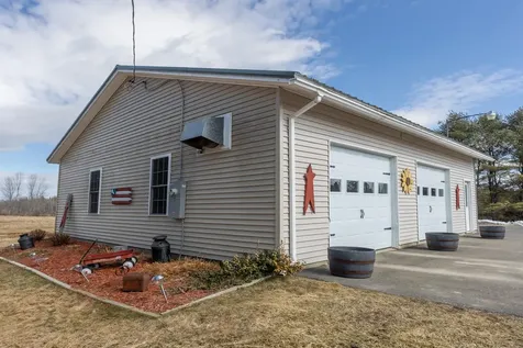 18 Hodgdon Road Levant ME 04456