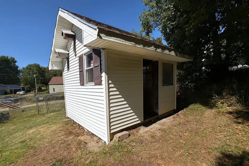 49 Hemlock Street Sabattus ME 04280