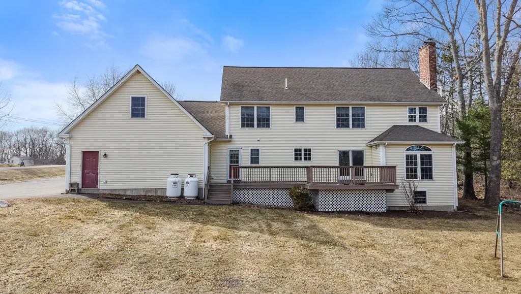 27 Town Farm Road Hampden ME 04444