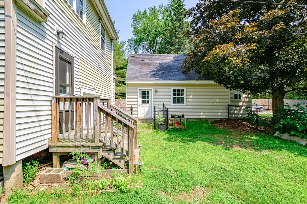 7 Preston Way Cumberland ME 04021