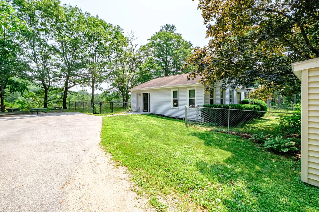 7 Preston Way Cumberland ME 04021