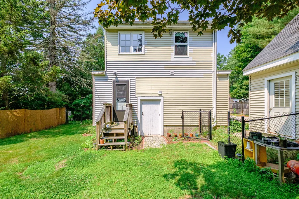 7 Preston Way Cumberland ME 04021