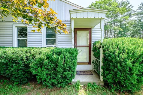 7 Preston Way Cumberland ME 04021